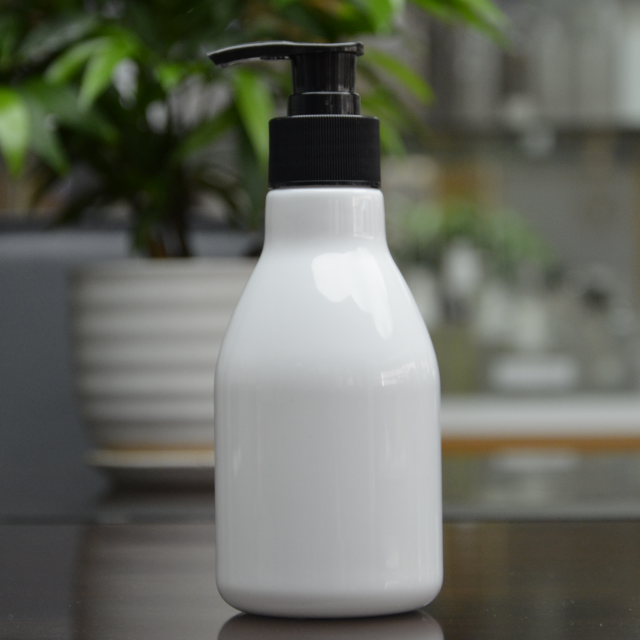 milk body wash bottle