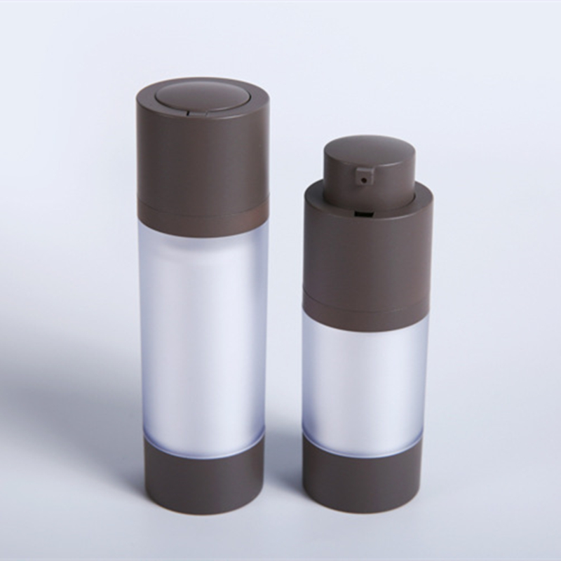 twist up airless pump serum bottle